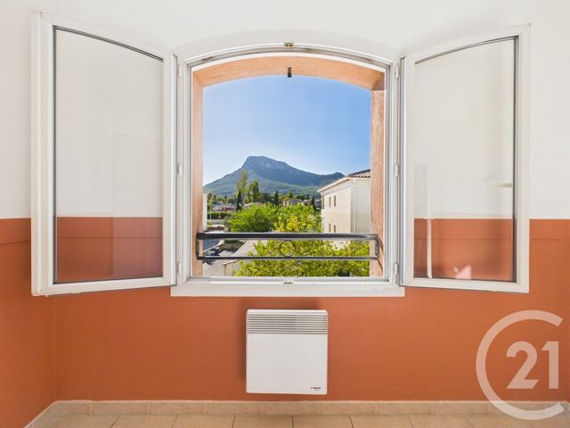 Appartement F3 &agrave; vendre - 3 pi&egrave;ces - 74,18 m2 - La Farlede - 83 - PROVENCE-ALPES-COTE-D-AZUR
