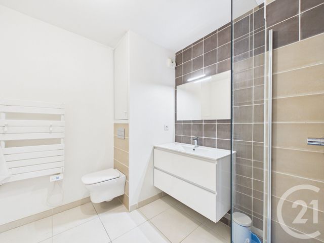 Appartement F2 &agrave; louer - 2 pi&egrave;ces - 39,64 m2 - Toulon - 83 - PROVENCE-ALPES-COTE-D-AZUR