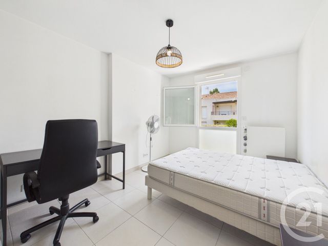 Appartement F2 &agrave; louer - 2 pi&egrave;ces - 39,64 m2 - Toulon - 83 - PROVENCE-ALPES-COTE-D-AZUR