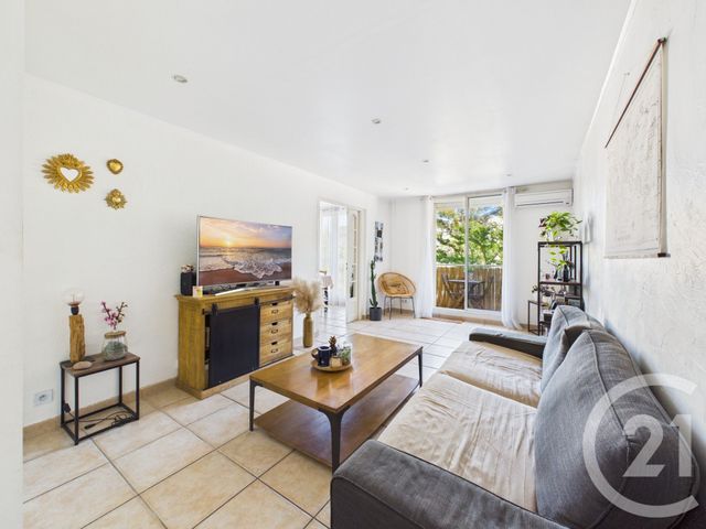 Appartement T5 &agrave; vendre - 5 pi&egrave;ces - 78,87 m2 - La Valette Du Var - 83 - PROVENCE-ALPES-COTE-D-AZUR
