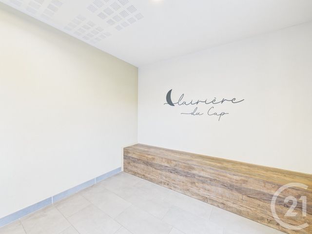 Appartement F3 &agrave; louer - 3 pi&egrave;ces - 64 m2 - Toulon - 83 - PROVENCE-ALPES-COTE-D-AZUR