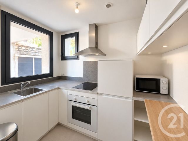 Appartement Studio &agrave; louer - 1 pi&egrave;ce - 33,51 m2 - Sollies Ville - 83 - PROVENCE-ALPES-COTE-D-AZUR