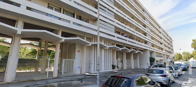 parking - TOULON - 83