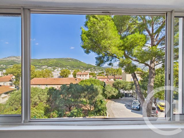 Appartement T4 &agrave; vendre - 4 pi&egrave;ces - 64,97 m2 - Toulon - 83 - PROVENCE-ALPES-COTE-D-AZUR