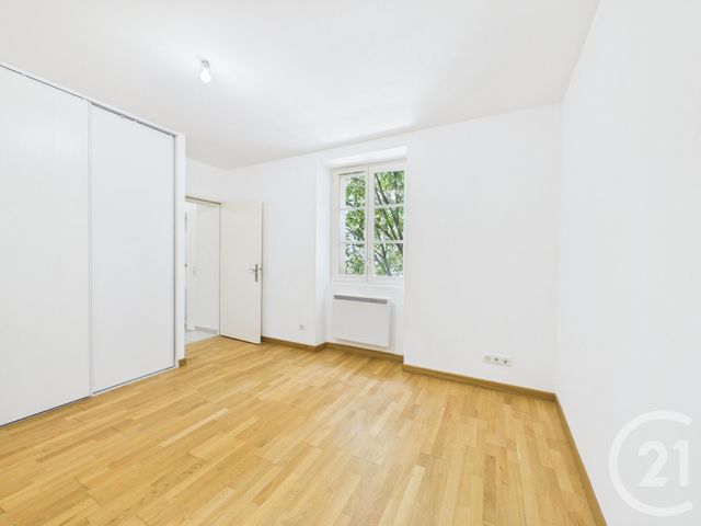Appartement F4 &agrave; louer - 4 pi&egrave;ces - 99,32 m2 - Toulon - 83 - PROVENCE-ALPES-COTE-D-AZUR