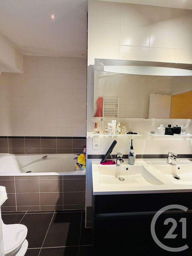 Appartement F5 à vendre - 5 pièces - 139,25 m2 - Beaune - 21 - BOURGOGNE