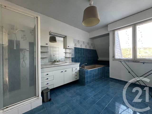 Appartement T4 à louer - 4 pièces - 132 m2 - Beaune - 21 - BOURGOGNE