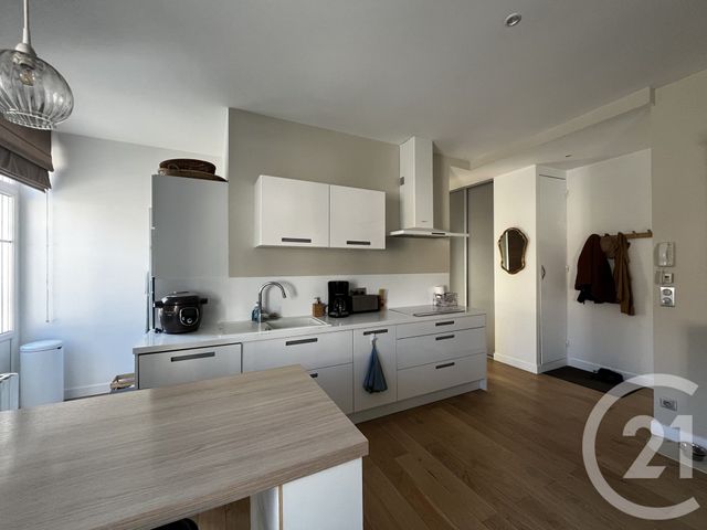 Appartement à louer - 3 pièces - 79 m2 - Beaune - 21 - BOURGOGNE