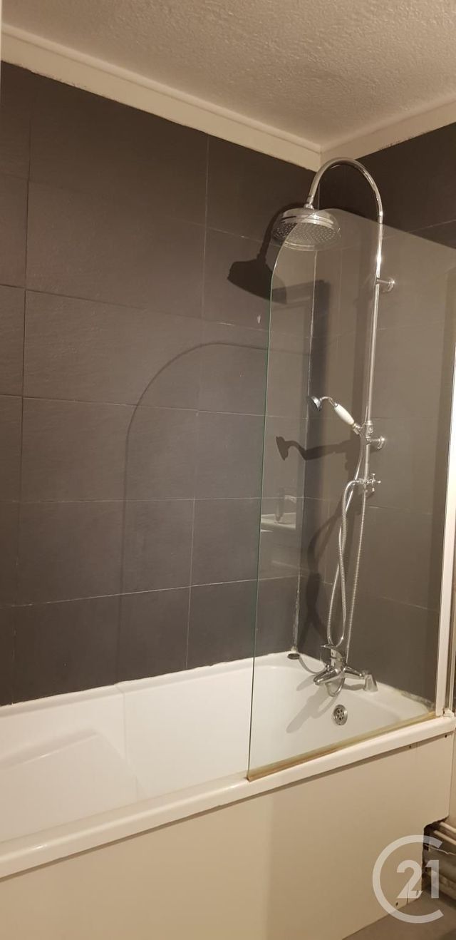 Appartement T4 &agrave; louer - 4 pi&egrave;ces - 79,50 m2 - Beaune - 21 - BOURGOGNE