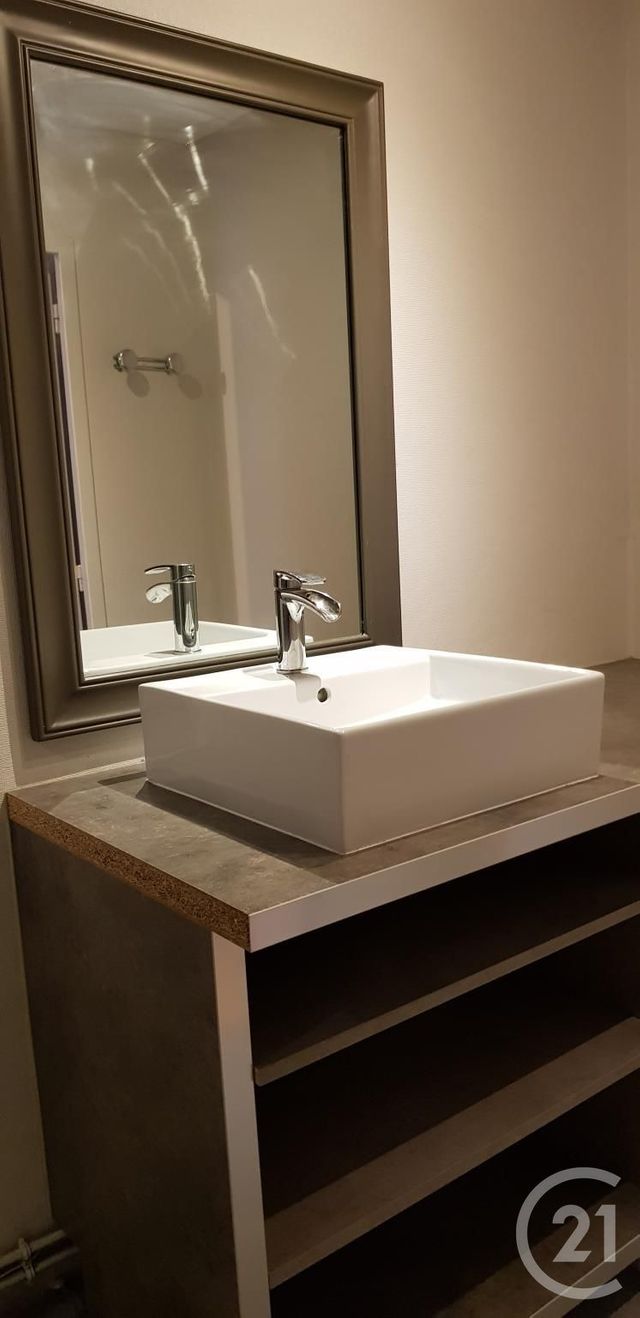 Appartement T4 &agrave; louer - 4 pi&egrave;ces - 79,50 m2 - Beaune - 21 - BOURGOGNE