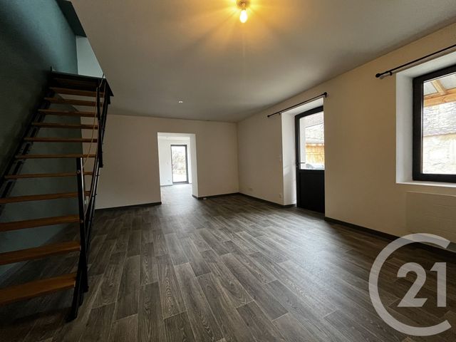 Appartement &agrave; louer - 3 pi&egrave;ces - 75,09 m2 - Bligny Les Beaune - 21 - BOURGOGNE