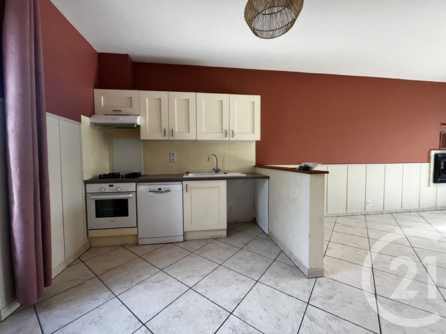 Maison &agrave; louer - 3 pi&egrave;ces - 68,16 m2 - La Rochepot - 21 - BOURGOGNE