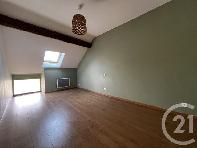 Maison &agrave; louer - 3 pi&egrave;ces - 68,16 m2 - La Rochepot - 21 - BOURGOGNE