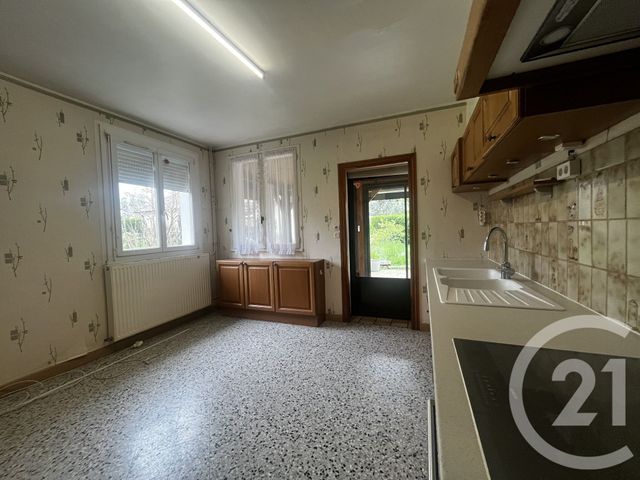 Maison &agrave; louer - 5 pi&egrave;ces - 160 m2 - Combertault - 21 - BOURGOGNE