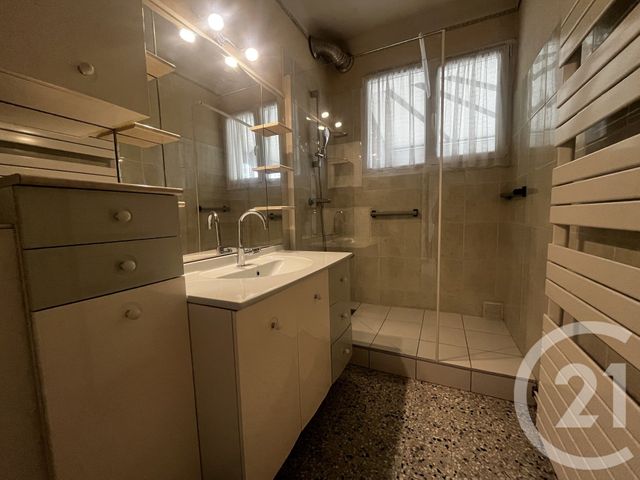 Maison &agrave; louer - 5 pi&egrave;ces - 160 m2 - Combertault - 21 - BOURGOGNE