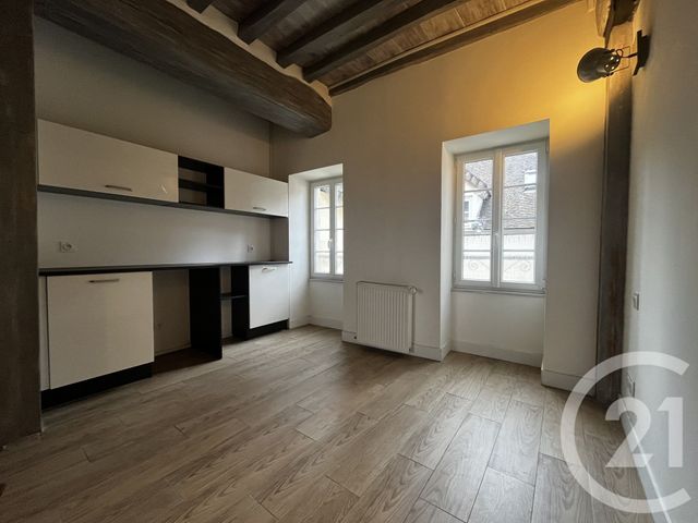 Appartement &agrave; louer - 2 pi&egrave;ces - 80 m2 - Beaune - 21 - BOURGOGNE