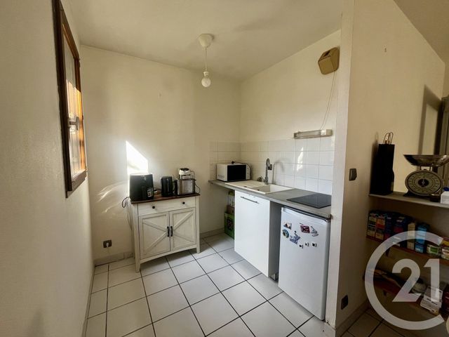 Appartement T2 &agrave; louer - 2 pi&egrave;ces - 45 m2 - Beaune - 21 - BOURGOGNE