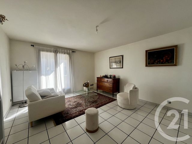 Appartement T2 &agrave; louer - 2 pi&egrave;ces - 45 m2 - Beaune - 21 - BOURGOGNE