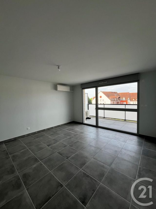 Appartement T3 &agrave; louer - 3 pi&egrave;ces - 63,80 m2 - Beaune - 21 - BOURGOGNE