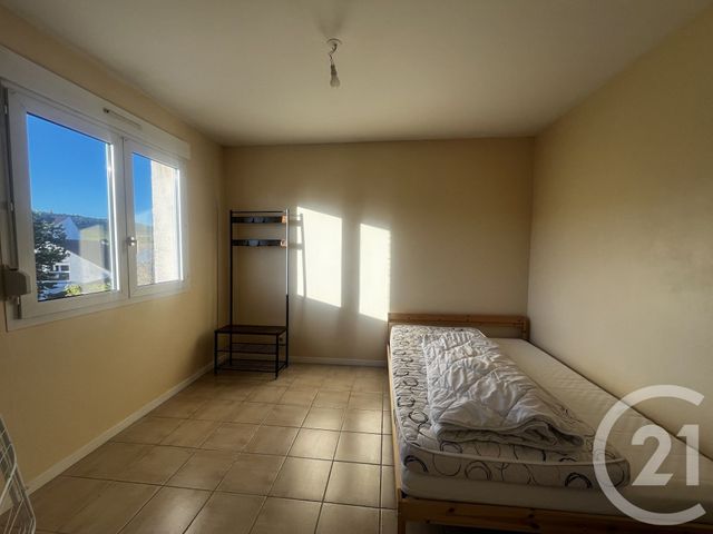 Appartement &agrave; louer - 4 pi&egrave;ces - 78,80 m2 - Beaune - 21 - BOURGOGNE