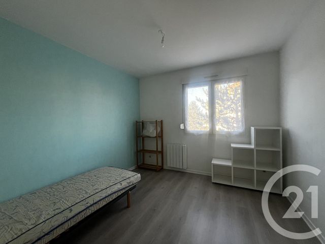 Appartement &agrave; louer - 4 pi&egrave;ces - 78,80 m2 - Beaune - 21 - BOURGOGNE