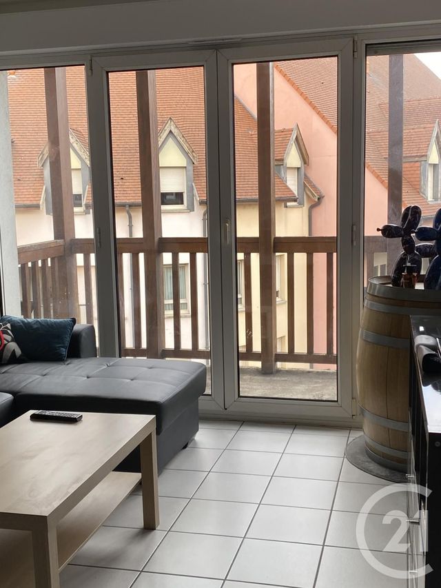 Appartement T3 &agrave; louer - 2 pi&egrave;ces - 42 m2 - Beaune - 21 - BOURGOGNE
