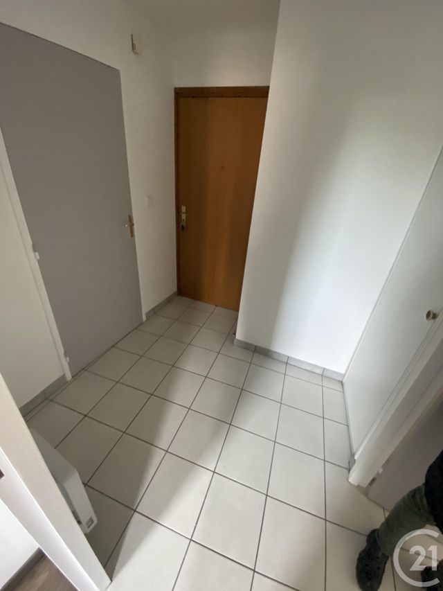 Appartement T3 &agrave; louer - 2 pi&egrave;ces - 42 m2 - Beaune - 21 - BOURGOGNE
