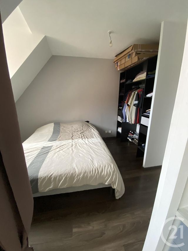 Appartement T3 &agrave; louer - 2 pi&egrave;ces - 42 m2 - Beaune - 21 - BOURGOGNE