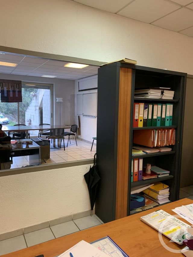 Appartement Local &agrave; louer - 3 pi&egrave;ces - 95 m2 - Bagnols Sur Ceze - 30 - LANGUEDOC-ROUSSILLON