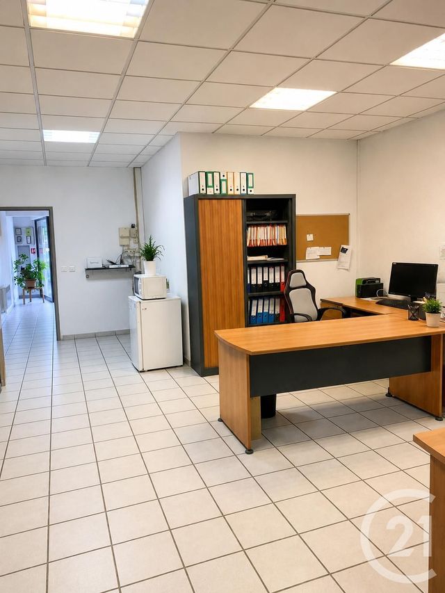 Appartement Local à louer BAGNOLS SUR CEZE