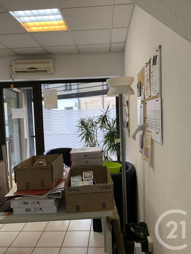 Appartement Local &agrave; louer - 3 pi&egrave;ces - 95 m2 - Bagnols Sur Ceze - 30 - LANGUEDOC-ROUSSILLON