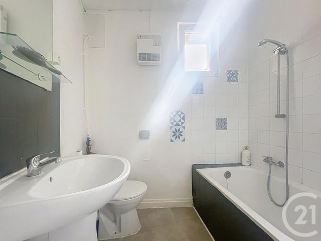 Appartement F2 à vendre - 2 pièces - 40,45 m2 - Bagnols Sur Ceze - 30 - LANGUEDOC-ROUSSILLON