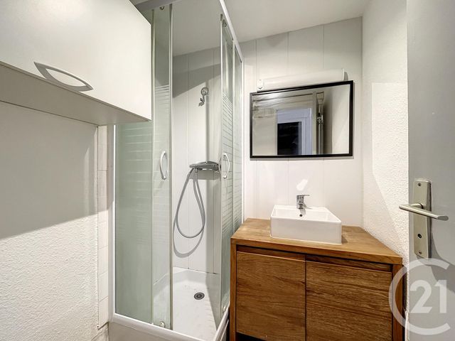 Appartement T3 à vendre - 5 pièces - 73 m2 - Bagnols Sur Ceze - 30 - LANGUEDOC-ROUSSILLON