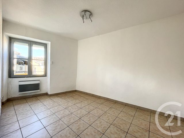 Appartement T3 à vendre - 5 pièces - 73 m2 - Bagnols Sur Ceze - 30 - LANGUEDOC-ROUSSILLON