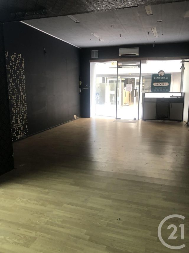 Appartement F2 à louer - 4 pièces - 80 m2 - Bagnols Sur Ceze - 30 - LANGUEDOC-ROUSSILLON