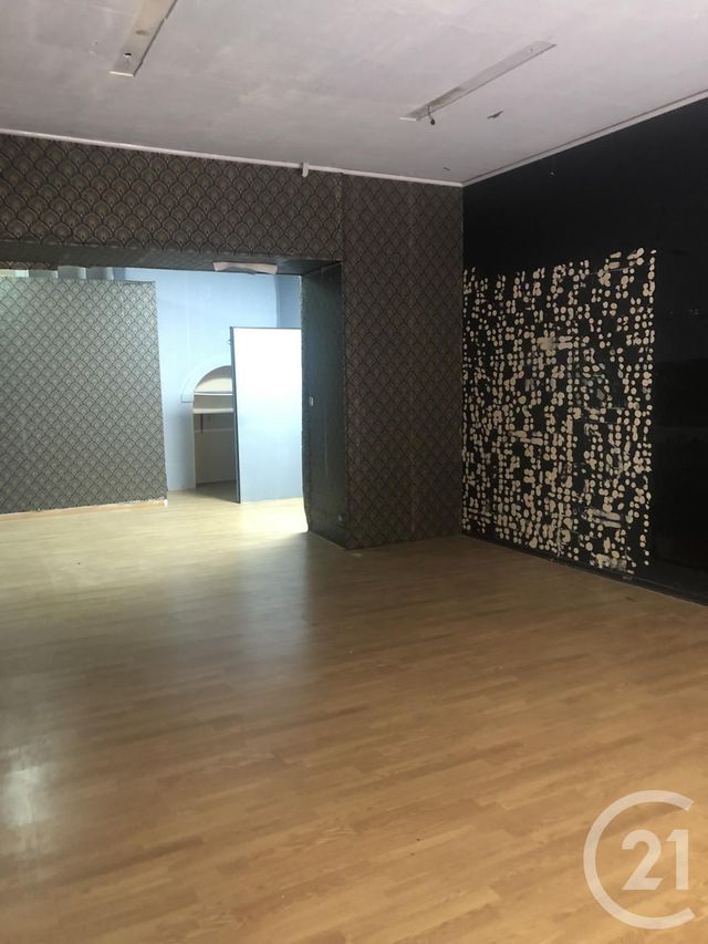 Appartement F2 à louer - 4 pièces - 80 m2 - Bagnols Sur Ceze - 30 - LANGUEDOC-ROUSSILLON