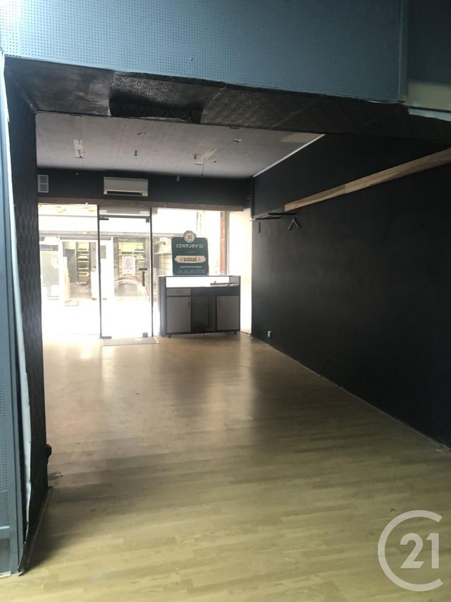 Appartement F2 à louer - 4 pièces - 80 m2 - Bagnols Sur Ceze - 30 - LANGUEDOC-ROUSSILLON