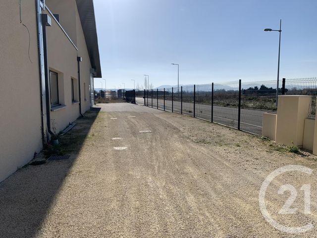 Local commercial à louer - 263.0 m2 - 26 - Drome
