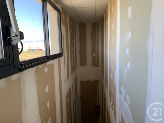Local commercial à louer - 263.0 m2 - 26 - Drome