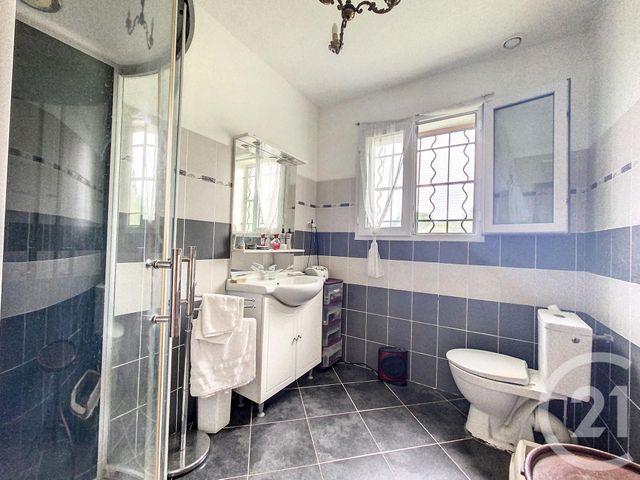 Maison à vendre - 6 pièces - 118 m2 - St Michel D Euzet - 30 - LANGUEDOC-ROUSSILLON