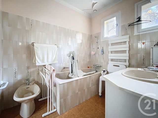 Maison à vendre - 5 pièces - 121 m2 - Bagnols Sur Ceze - 30 - LANGUEDOC-ROUSSILLON