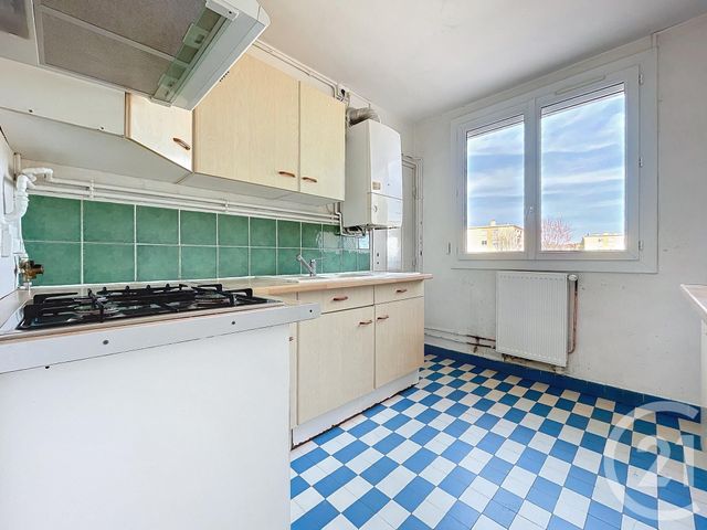 Appartement F3 à vendre - 3 pièces - 65 m2 - Bagnols Sur Ceze - 30 - LANGUEDOC-ROUSSILLON