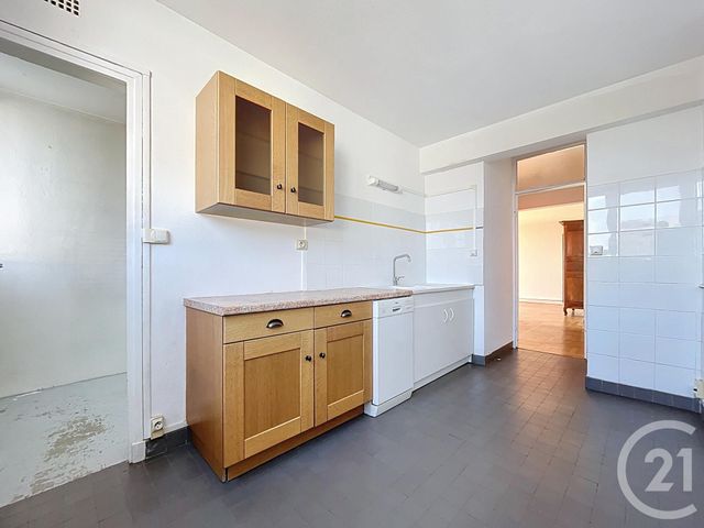 Appartement T4 à vendre - 4 pièces - 96,65 m2 - Bagnols Sur Ceze - 30 - LANGUEDOC-ROUSSILLON