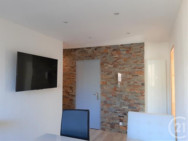 Appartement F3 &agrave; louer - 3 pi&egrave;ces - 45 m2 - Bagnols Sur Ceze - 30 - LANGUEDOC-ROUSSILLON