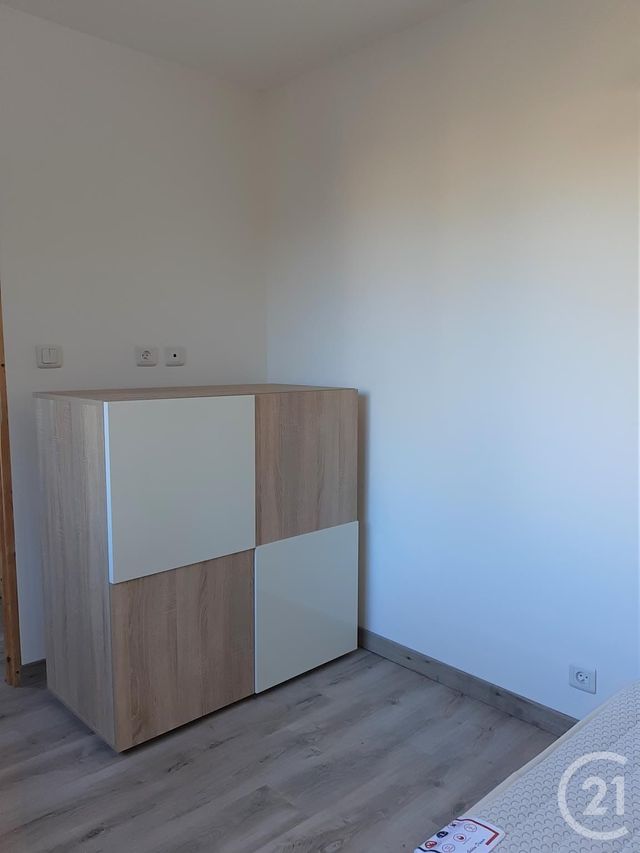 Appartement F3 &agrave; louer - 3 pi&egrave;ces - 45 m2 - Bagnols Sur Ceze - 30 - LANGUEDOC-ROUSSILLON