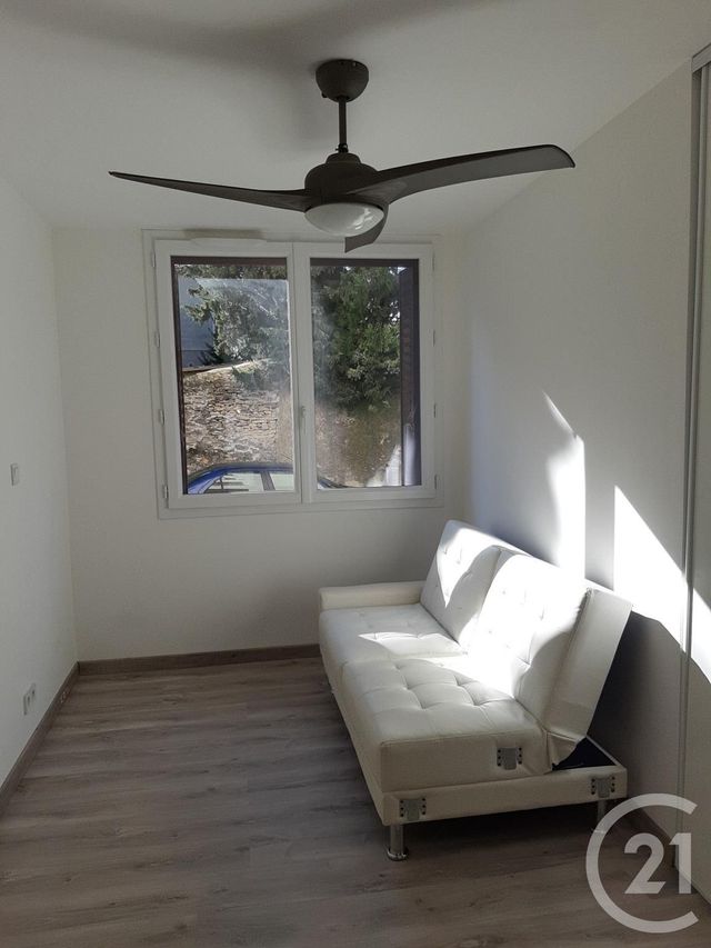 Appartement F3 &agrave; louer - 3 pi&egrave;ces - 45 m2 - Bagnols Sur Ceze - 30 - LANGUEDOC-ROUSSILLON