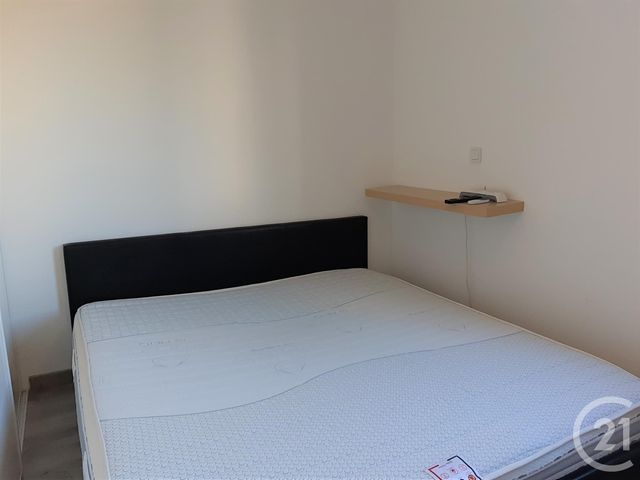 Appartement F3 &agrave; louer - 3 pi&egrave;ces - 45 m2 - Bagnols Sur Ceze - 30 - LANGUEDOC-ROUSSILLON
