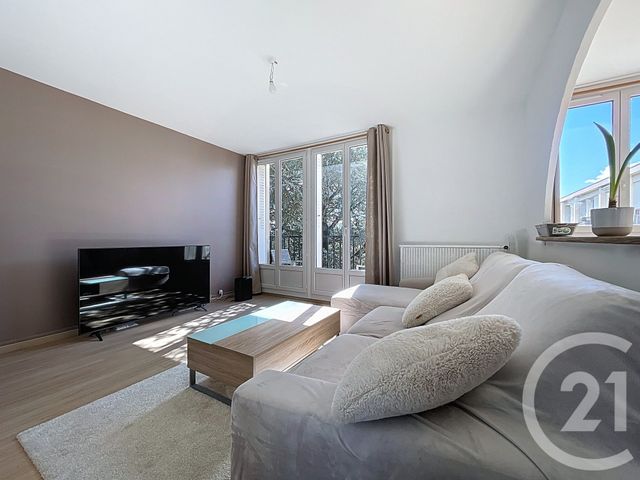 Appartement F4 à vendre - 4 pièces - 70 m2 - Bagnols Sur Ceze - 30 - LANGUEDOC-ROUSSILLON