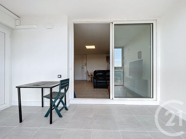 Appartement T4 à vendre - 4 pièces - 76,80 m2 - Bagnols Sur Ceze - 30 - LANGUEDOC-ROUSSILLON