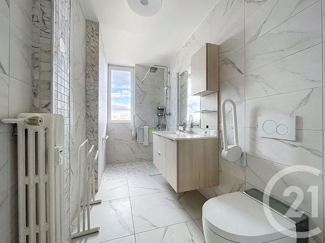 Appartement T4 à vendre - 4 pièces - 76,80 m2 - Bagnols Sur Ceze - 30 - LANGUEDOC-ROUSSILLON